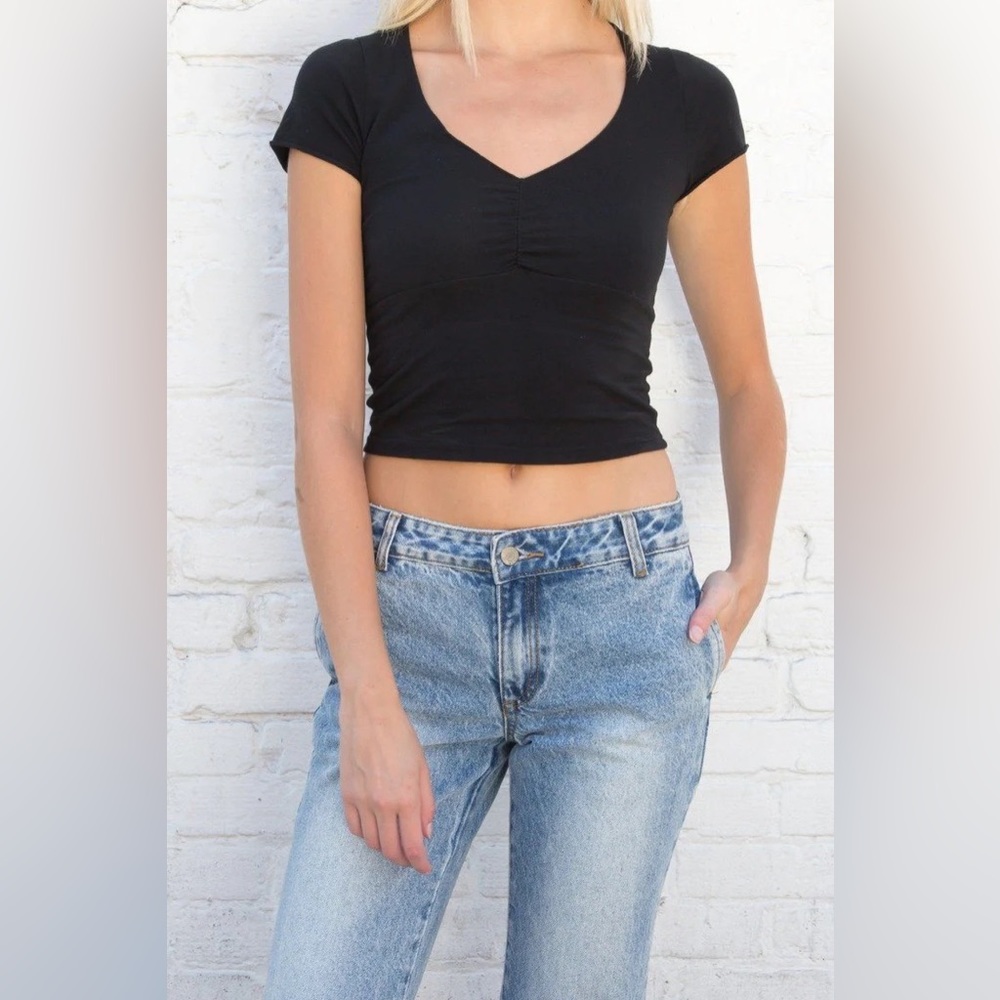Brand New Brandy Melville Gina Top
